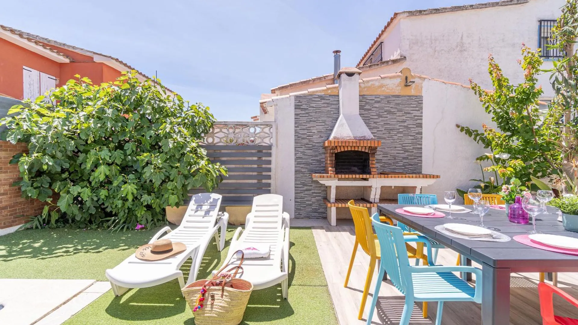 Apart-Rent Casa Montgrí Ampuriabrava
