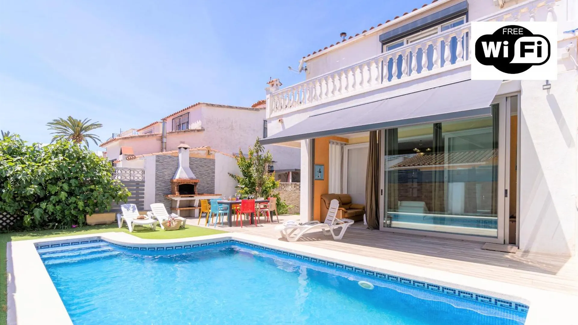 Apart-Rent Casa Con Piscina Montgri 0125 Empuriabrava 0*,  Hiszpania